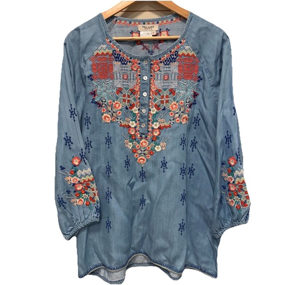 Tru Luxe Jeans Tops - Tru Luxe Jeans Women  Embroidered Tencel Floral Blouse Sz L